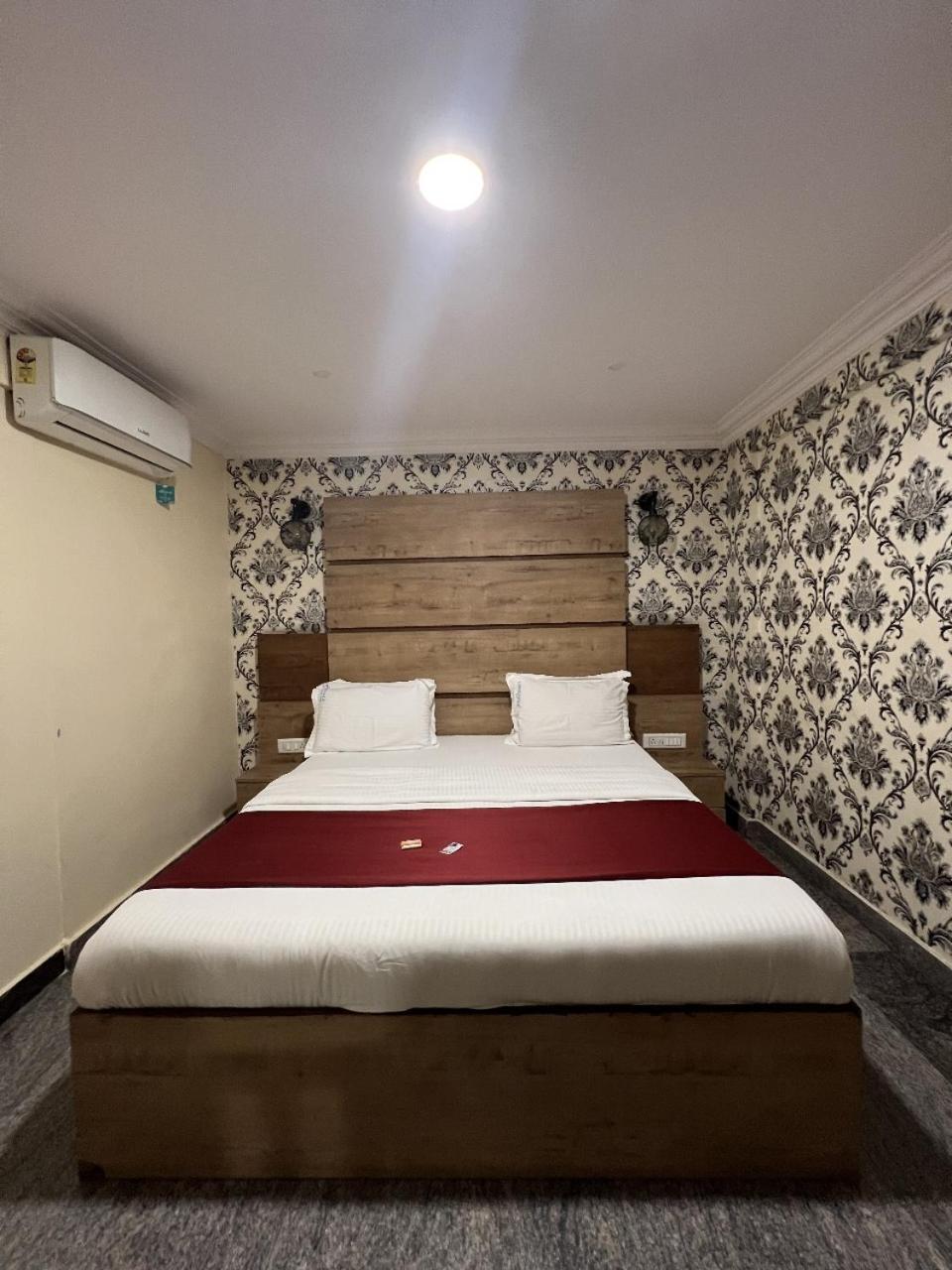 Dreamz Lodge Bangalore Extérieur photo