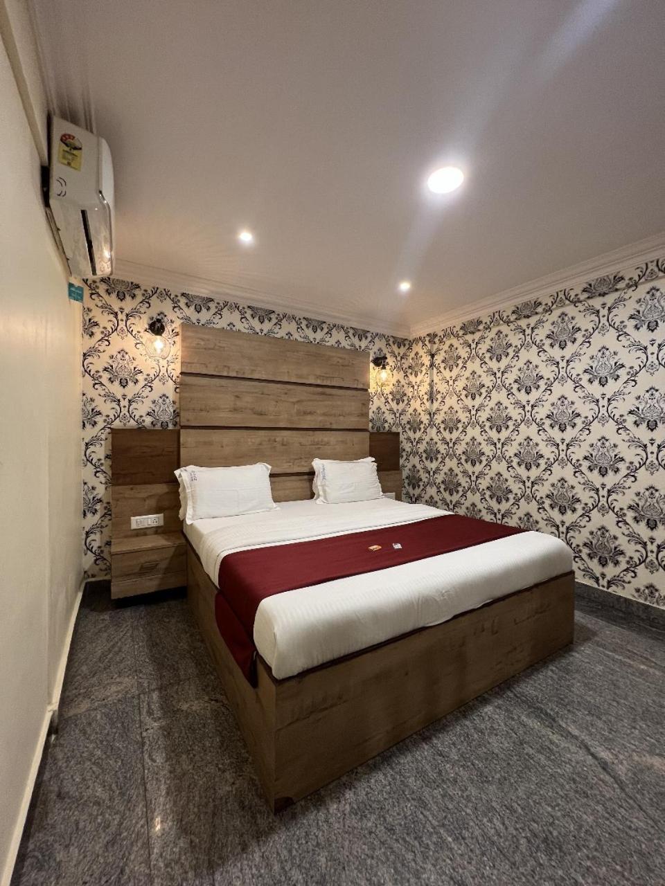 Dreamz Lodge Bangalore Extérieur photo